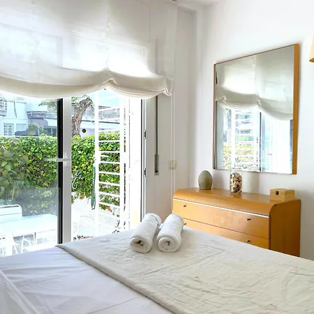 Apartament Azure Oasis *